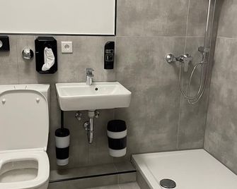 Haven Hotel - Wuppertal - Wuppertal - Baño