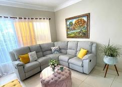 Oasis de paz - Jarabacoa - Living room