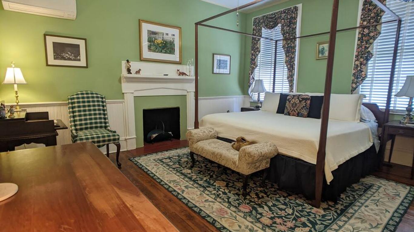 Benjamin Ellis House Bed & Breakfast