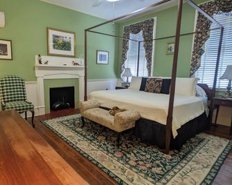 Benjamin Ellis House Bed & Breakfast - New Bern - Bedroom