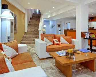 Hotel Punta - Skiathos - Living room