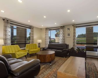 Quality Inn Coliseum - North Charleston - Lobby