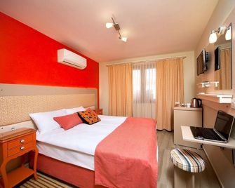 Ion Slow City - Seferihisar - Habitación