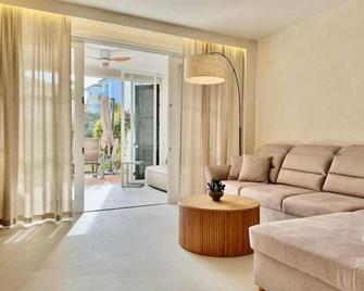 Apartment Oasis Riviera, Near Nikki Beach - Marbella - Phòng khách