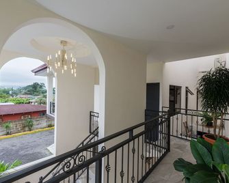 Apartamentos La Casona - La Fortuna - Balcony