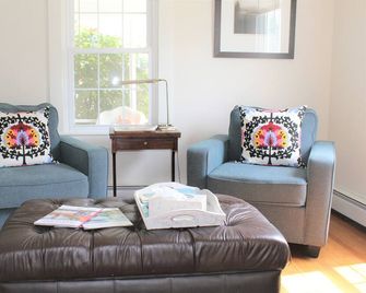 Cheerful three-bedroom Cottage - Cambridge - Huiskamer