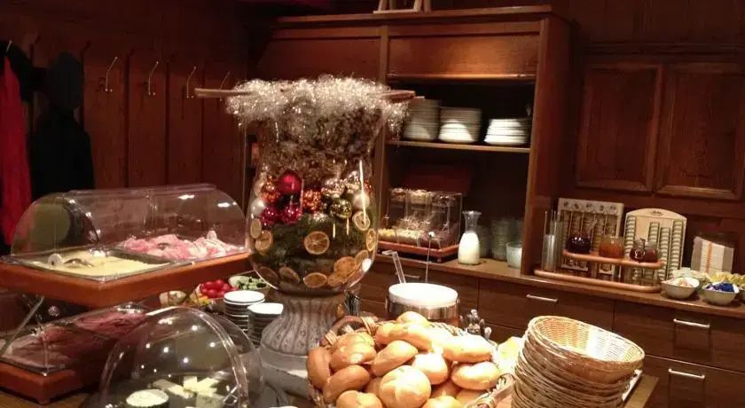Hotel Tiroler Stuben - Wörgl - Buffet
