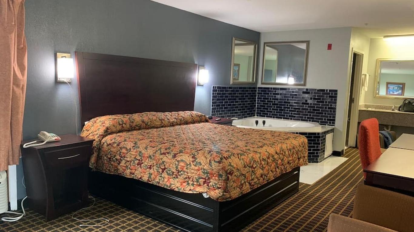 Lake Seminole Inn