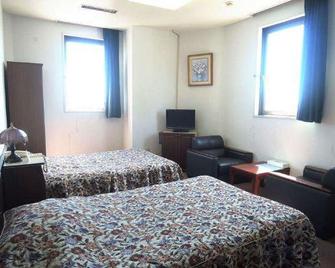 Business Hotel Nobeoka - Nobeoka - Habitación