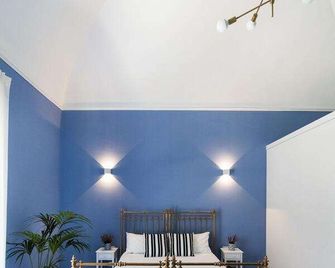 Crudo Home - Pompei - Bedroom