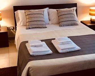 Resort Del Lago - Desenzano del Garda - Bedroom