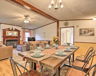 Reteat on 45 Acres! Spacious Family Apt in Lebanon - Lebanon - Їдальня
