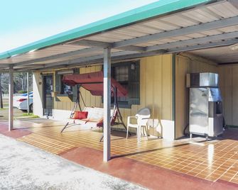 OYO Hotel Brookhaven Ms Hwy 51 North - Brookhaven - Patio