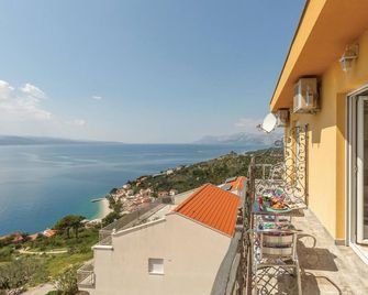 Amazing Apartment in Krvavica With Wifi - Baška Voda - Balkon