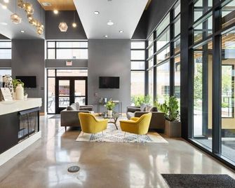 Stunning Studio Apt near Broad Ripple CozySuites - Indianápolis - Lobby