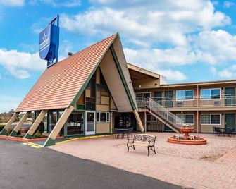 Budget-Friendly Room Next to Historic Downtown Flagstaff | Free Parking - Флегстафф - Будівля