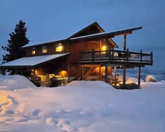 Cozy cabin in enchanting Brewster with WiFi - Brewster - Building