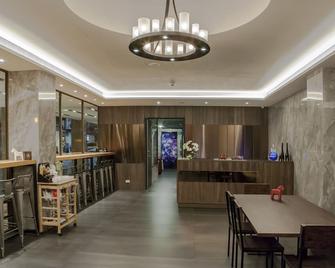 Beauty Hotels Taipei Hotel B7 Journey - Taipei City - Bar