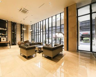 Yeoubi Hotel - Улсан - Лоббі