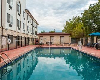Holiday Inn Express Hotel & Suites Austin - Highway 620 & 183 - Austin - Pool