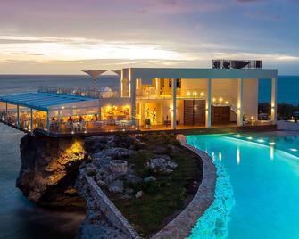Sonesta Ocean Point Adults Only Resort - Simpson Bay