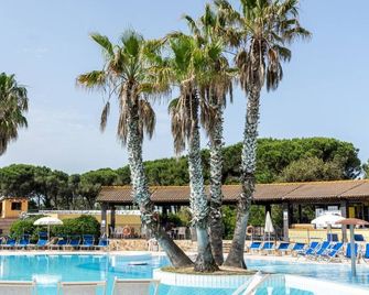 Arborea/Ala Birdi Residence - Arborea - Piscina