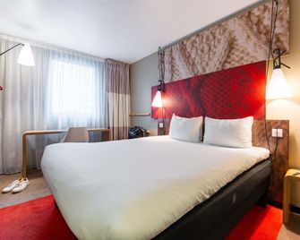 Ibis Strasbourg Centre Petite France - Strasbourg - Bedroom