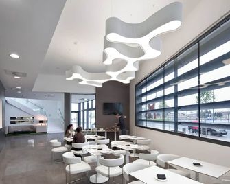 Sercotel Hola Tafalla - Tafalla - Lounge