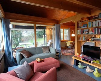 Chalet Weidli - Zweisimmen - Wohnzimmer