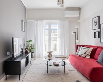 Central Cozy Apartments In Plaka By Upstreet - Athens - Living room