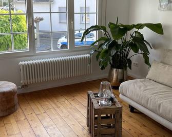 Kleines, gemütliches Haus in Bonn - Bonn - Living room