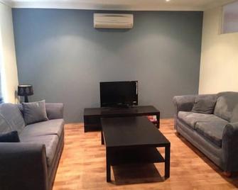 Ledge Point Serenity - Lancelin - Living room