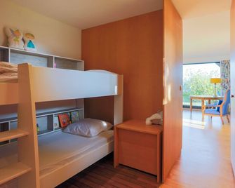 Maison Chevoir pieds dans l'eau - Ploubazlanec - Bedroom