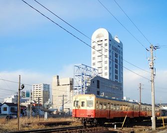 Hotel Crown Hills Goi - Ichihara - Extérieur