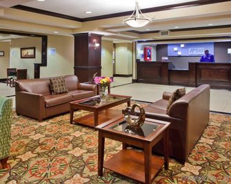 Holiday Inn Express & Suites Charlotte-Concord-I-85 By IHG - קונקורד - טרקלין