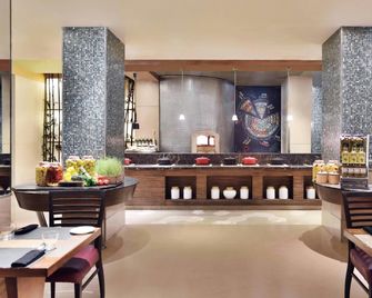 Courtyard by Marriott Chennai - Chennai - Restaurant