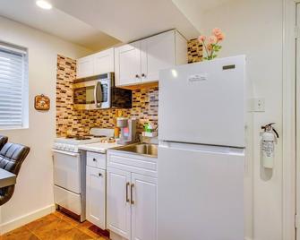 Walk To Valley Park Pet-Friendly Slc Apartment - Salt Lake City - Kitchen