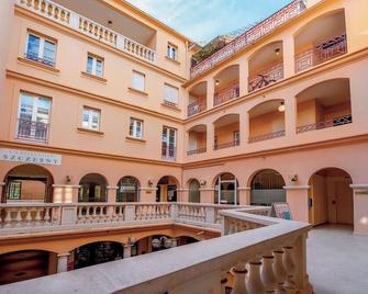 Superb apartment in the heart of Saint-Tropez - Saint-Tropez - Budynek