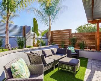 Adorable Mission Bay Studio - San Diego - Balcony