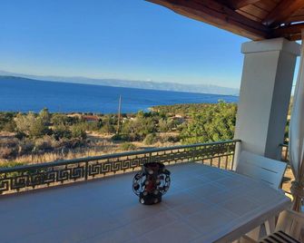 Holiday House Sonia - Kilada - Balcón
