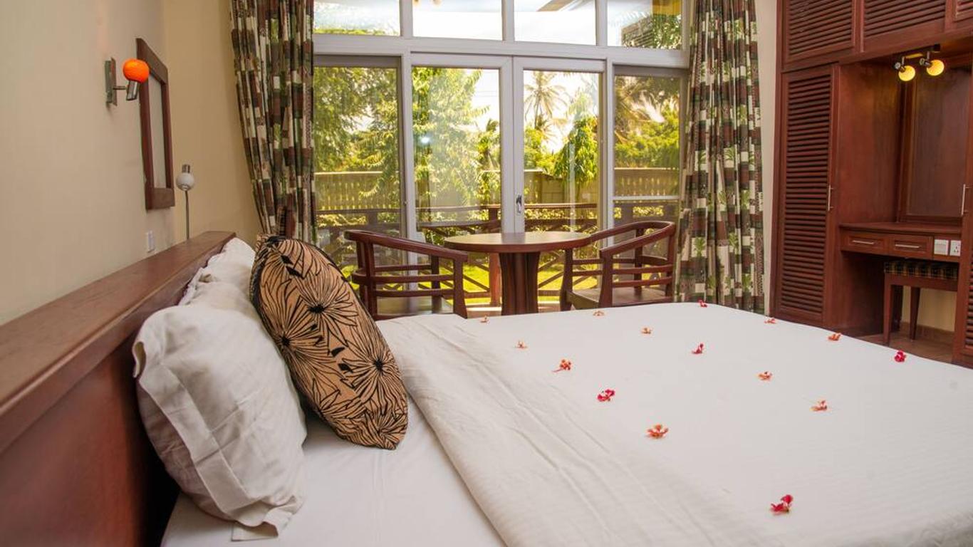Sunrise Beach Resort