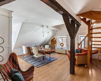 Blumenhaus-apartment Friedrichstadt - Friedrichstadt - Wohnzimmer