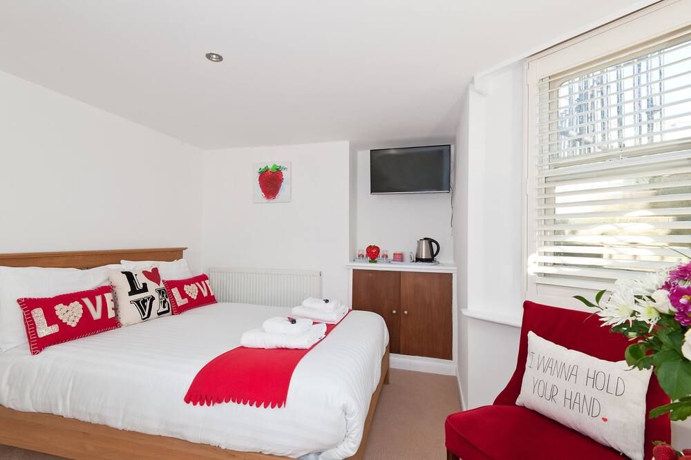 ستراوبيري فيلدز