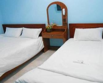 Lucky Backpacker Hostel - Vientiane - Bedroom