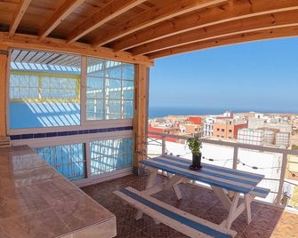 Seaside House. Spacious 1st Floor Apart. Number 1 for surfers and sea lovers - Aftas Imsouane - Balkon
