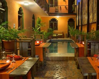 Boutique Hotel Maharaja - Granada