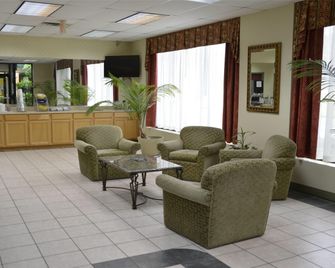 Days Inn by Wyndham Luray Shenandoah - Luray - Hall d’entrée