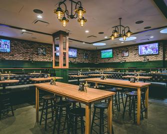 كورتيارد باي ماريوت نيويورك مانهاتن/ تشيلسي - نيويورك - مطعم