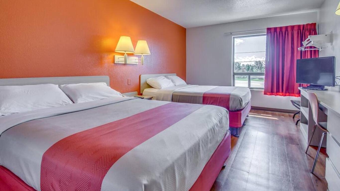 موتل 6 أمهيرست، نيويورك - بافالو