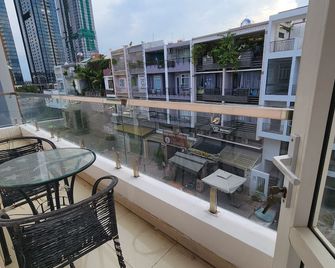 Lalahouse Riverside Residence - Ho Chi Minh Stadt - Balkon